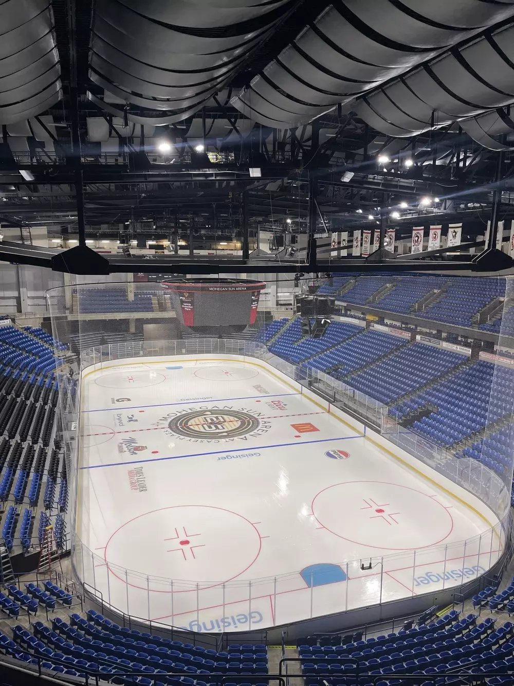 Suite 319 verified photo