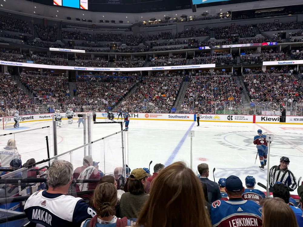 Club 148, Row 3 representative photo