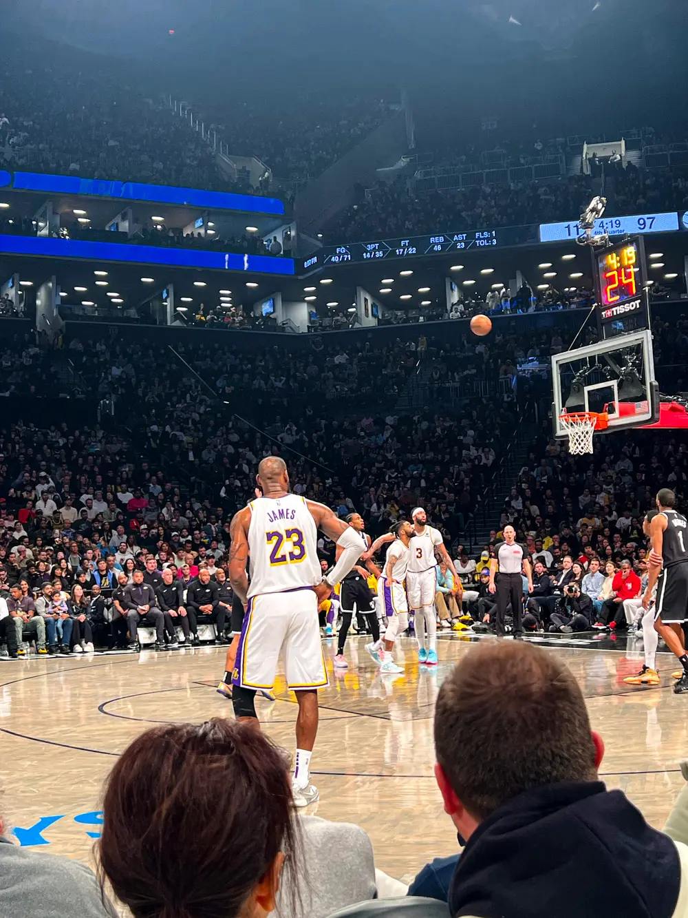 Floor 17, Row AA representative photo