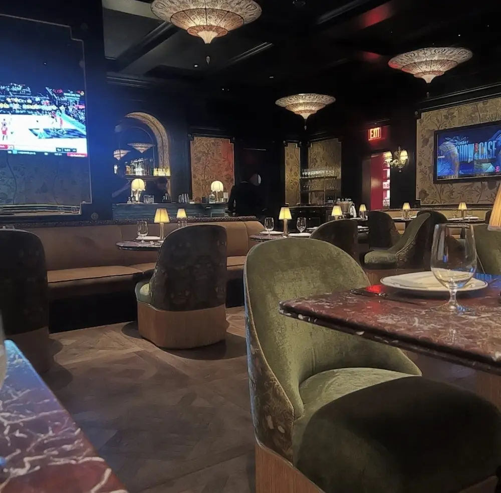 Floor 17, Row AA representative photo