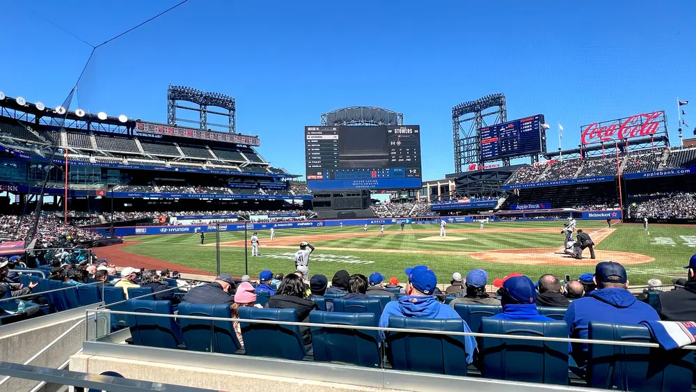 Section H, Row 3 representative photo