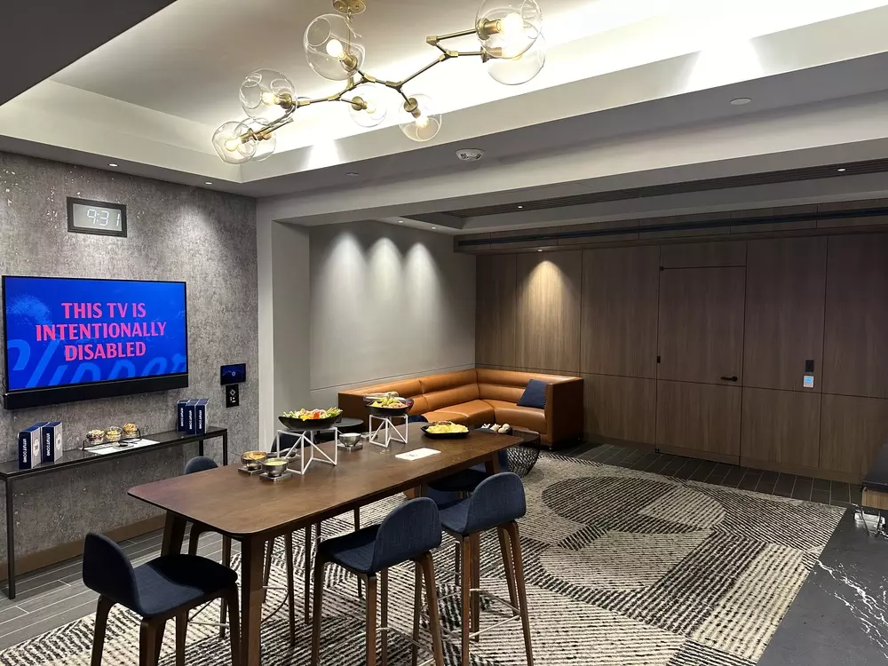 Halo Suite 11A representative photo