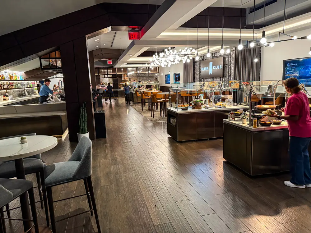 VIP Club for all courtside ticket holders