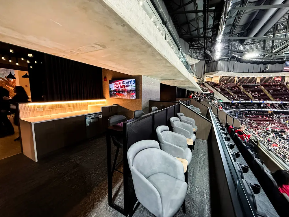 Pier Club Box 4, Row A representative photo