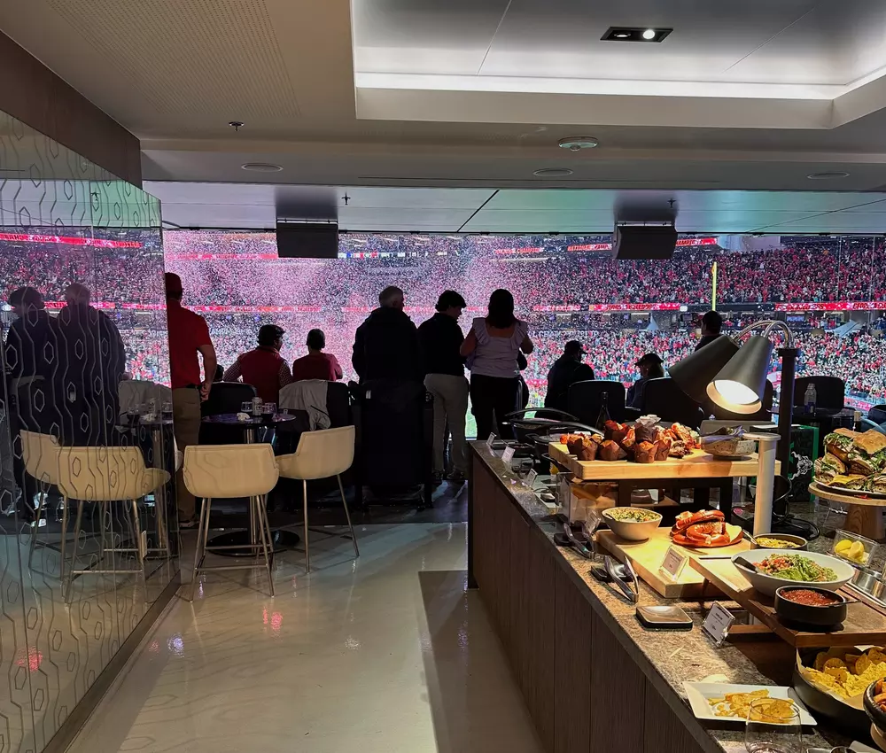 Executive Suite 2NE-1 representative photo