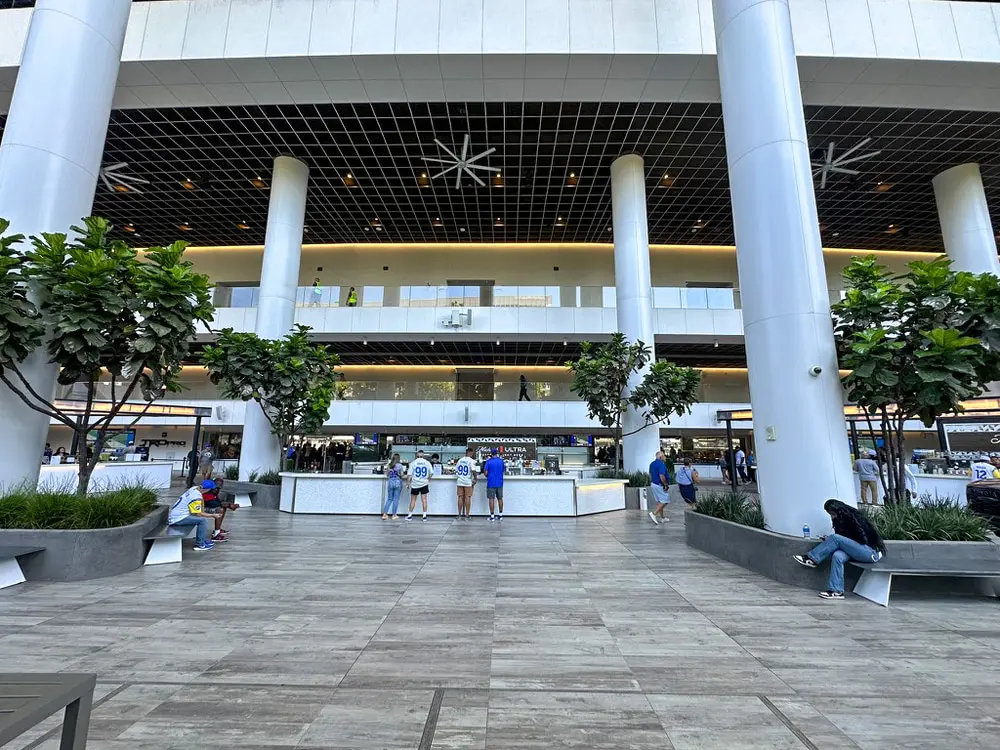 Patio Suite 5E-1 representative photo