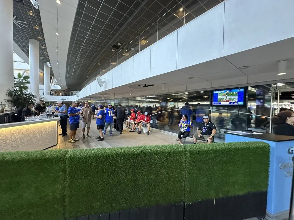 All-inclsuive food and beverage area 