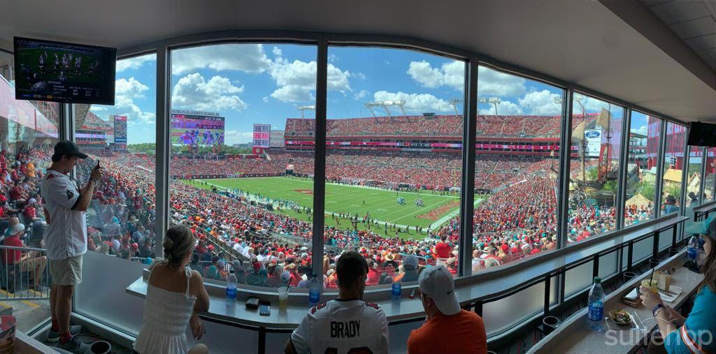 raymond-james-stadium-suites-and-premium-seats